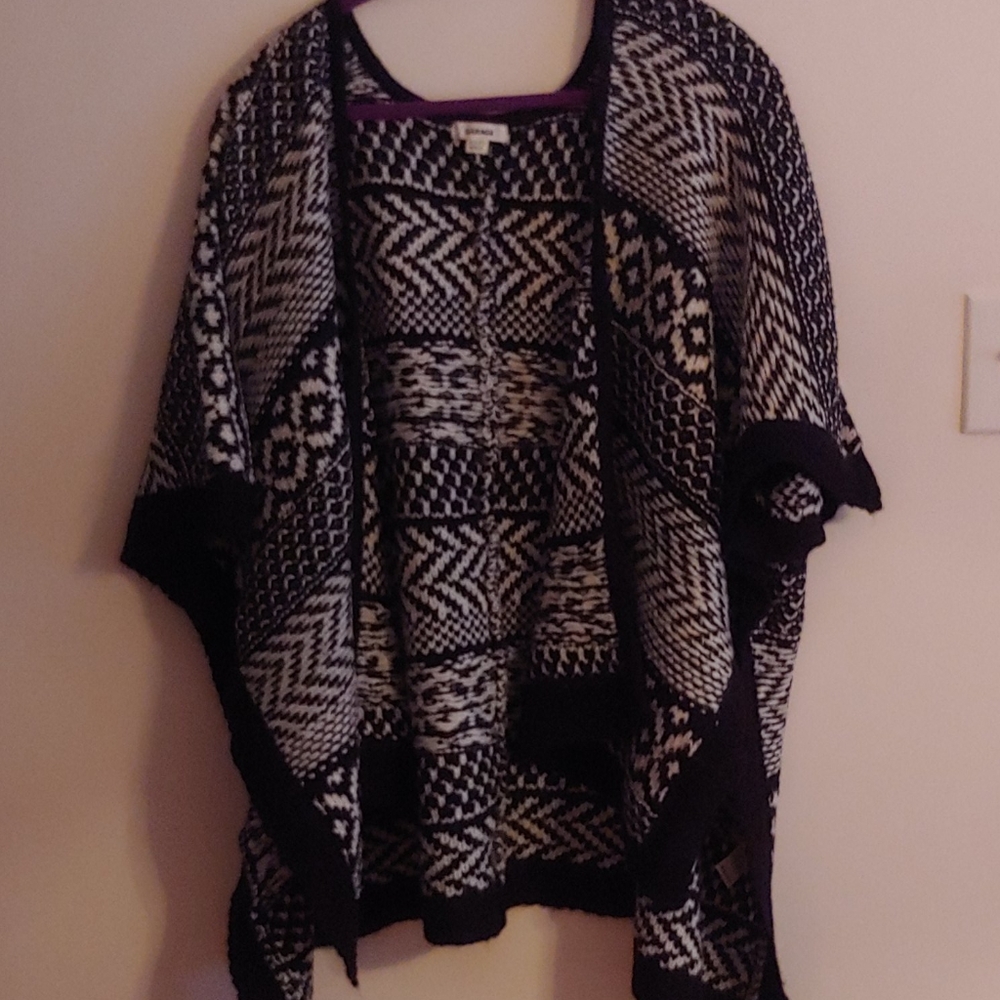 Knit cardigan